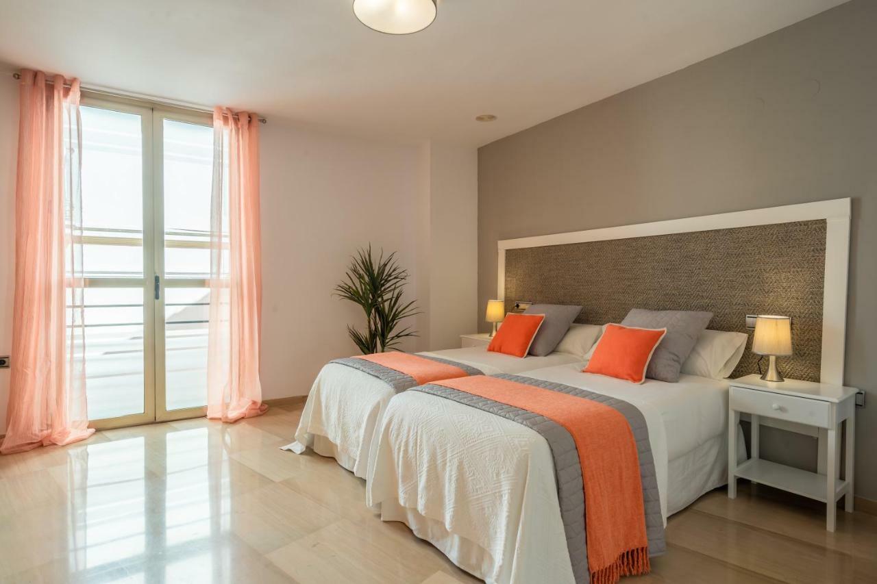 Iloftmalaga Larios-Strachan מראה חיצוני תמונה